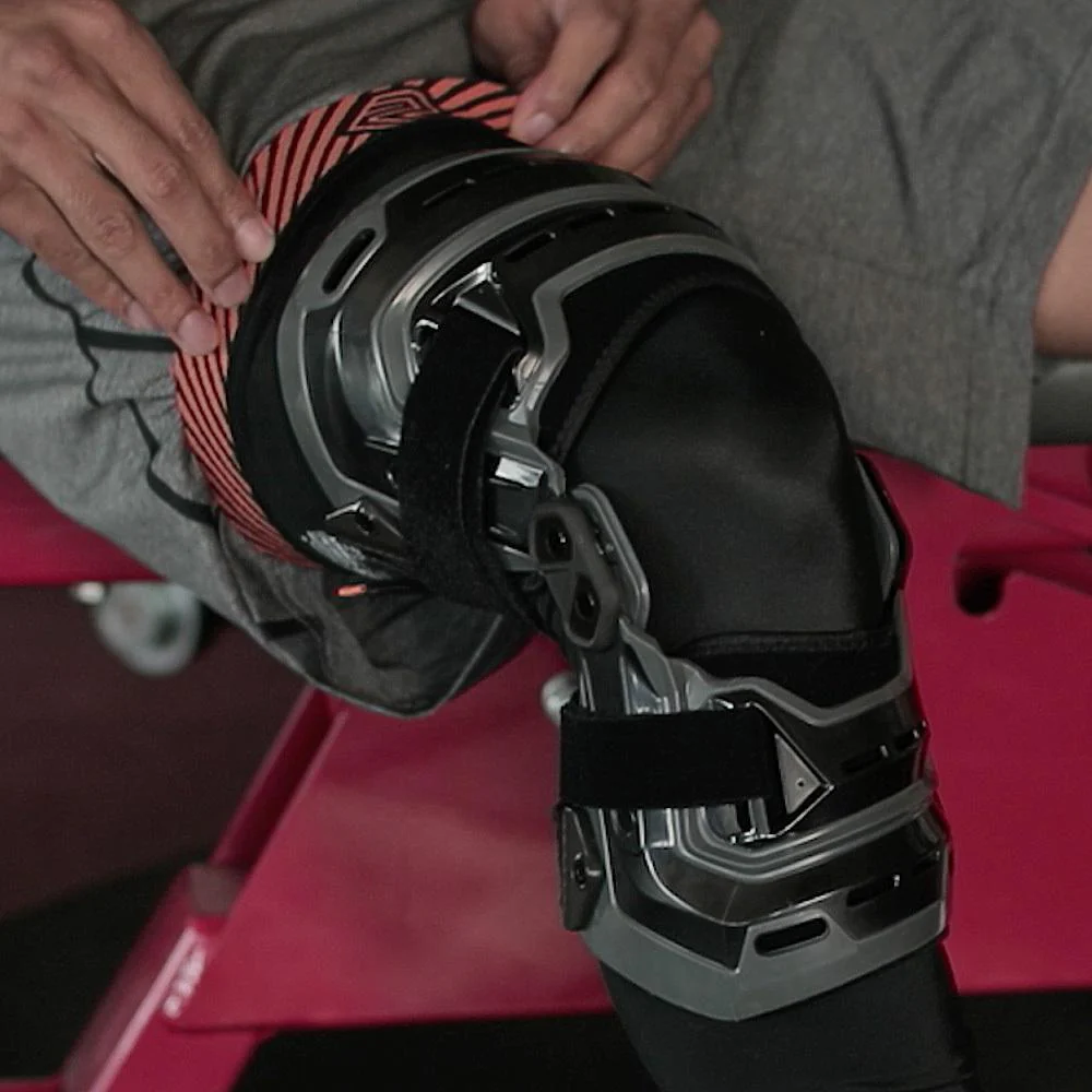 Bio-Logix™ Knee Brace - Image 2
