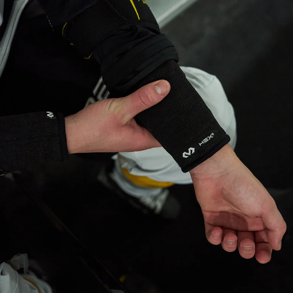 Hockey Wrist Guard - Image 6